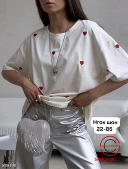 Футболка женская с сердечками