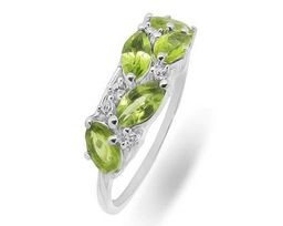 Кольцо из серебра перидот, Селина