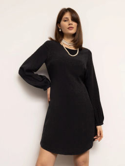 Платье а-силуэта