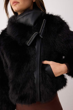 Siyah Oversize Kal?p Kurk Biker Ceket Mont TWOAW26MO00058
