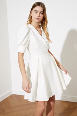 Beyaz Kruvaze Yaka Skater/Belden Ac?lan Mini Dokuma Elbise TWOSS20EL1639