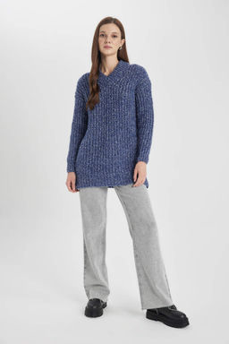 Свитер-туника стандартного кроя с круглым вырезом - Defacto фото 2