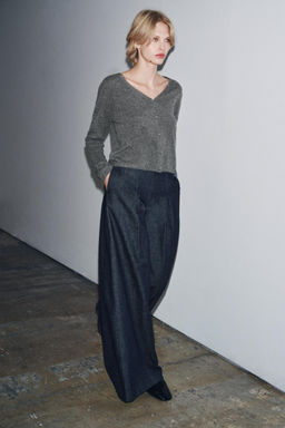 WOOL AND CASHMERE CARDIGAN