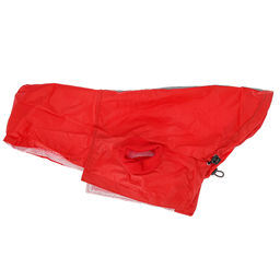 Пэт тойс (Pet toys) Одежда для собаки Плащ с капюшоном, на липучке, светоотражающая полоска, р-р S, длина спинки 22см/обхват груди 40см/обхват шеи 28см, цвет-красный, плащевка (Китай) - Домашняя мода фото 7