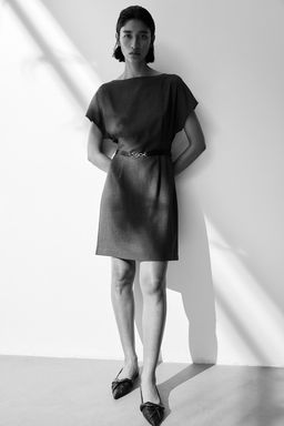 Vestido con cinturon