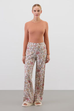 Е 20173/миндальное печенье,античные цветы пижама жен