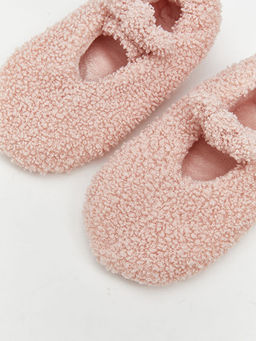 Kayd?rmaz Tabanl? K?z ?ocuk Ev ?orab?