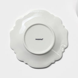 Чайная пара фарфоровая Magistro «Сюита», 2 предмета: кружка 250 мл, блюдце d=15.5 см, цвет белый