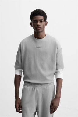 TEXTURED PATCH T-SHIRT - Zara фото 2
