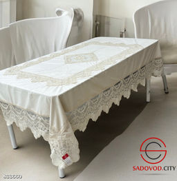 Скатерть на стол с кружевом