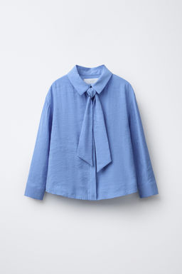 SHIRT WITH TIE DETAIL