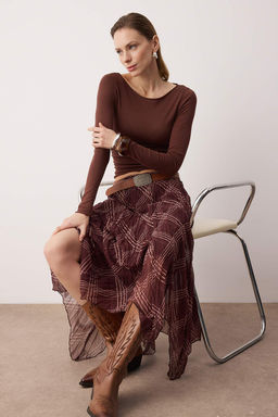 Kahverengi Yumusak Dokulu Kay?k Yaka Triko Kazak TWOAW26KZ00293