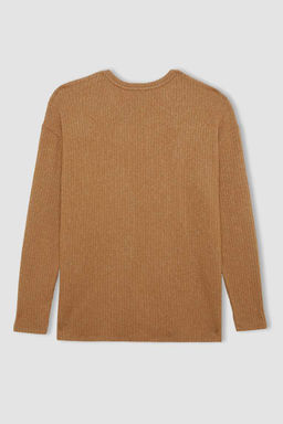 Женская футболка стандартного кроя с круглым вырезом в рубчик и длинными рукавами с боковым разрезом - Defacto фото 4