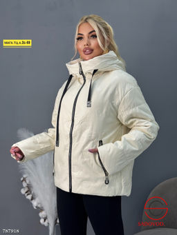 Женская осенняя куртка с капюшоном