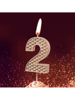 Цена за 2 шт. Свеча в торт на шпажке «Жемчужная», цифра 2, шампань