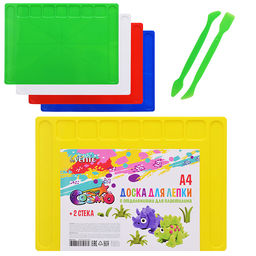 Доска для лепки A4 (280x200 мм) пластиковая толщиной 4 мм, 2 стека в комплекте и отделения для пластилина, цвета ассорти, индивидуальная упаковка