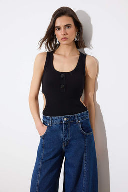 Limited Edition Siyah Vucuda Oturan Havuz Yaka C?tc?tl? Fitilli Esnek Orme Body TWOSS26BD00014