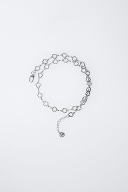 CHAIN BELT WITH FLOWERS