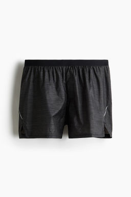 Pantal?n corto de running con DryMove