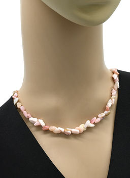 Чокер из опала розового галтовка, 39см