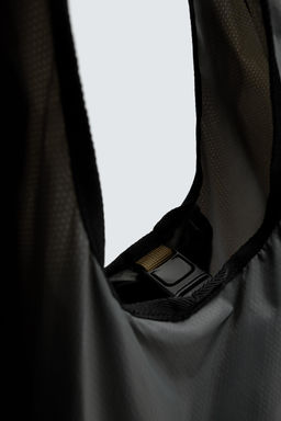 SPORTS TOTE BAG