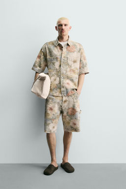 BERMUDA RELAXED FIT ESTAMPADO FLORAL LAVADO / Multicolor