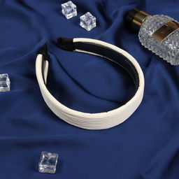 Цена за 2 шт. Ободок для волос «Жаннет», классик, 3 см, бежевый