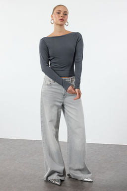 Trendyolmilla Saks Derin S?rt Dekolteli Fitted/Vucuda Oturan Pamuklu Esnek Orme Bluz TWOAW24BZ00173  фото 10