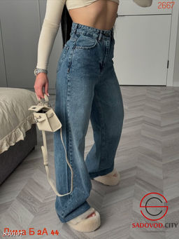 Джинсы багги со стразами