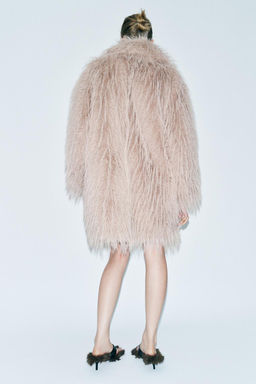 FAUX FUR COAT - LIMITED EDITION - Zara фото 3