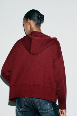 KNIT HOODIE