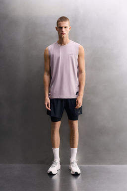 CAMISETA TANK T?CNICA B?SICA / Rosa palo