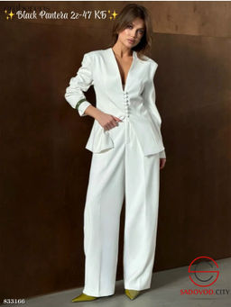 Брючный костюм-двойка для офиса