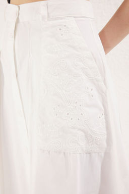 TRENDYOLMILLA Beyaz Dugme Detayl? Cepleri Brodeli Nak?sl? Pamuklu Maxi Boy Dokuma Etek TWOSS25ET00127 фото 4