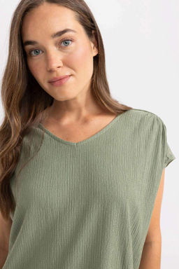 Футболка с короткими рукавами и V-образным вырезом - Defacto фото 5