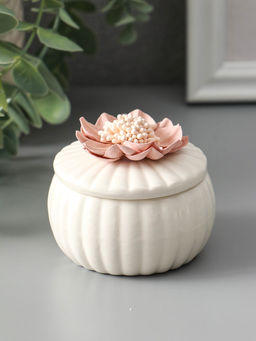 Шкатулка для украшений «Розовый цветок», с крышкой, белая, керамика, 7×7×6.5 см