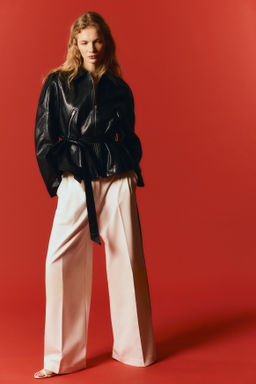 Chaqueta revestida con cintur?n de anudar - H&m фото 3