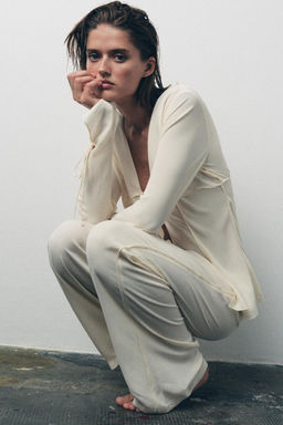 WIDE-LEG TROUSERS