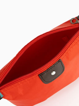 Косметичка простая на молнии, маленькая, красная