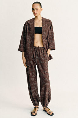 CHAQUETA KIMONO LENTEJUELAS HILO METALIZADO / Marr?n
