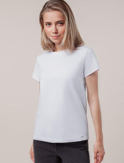 VILATTE / Футболка из премиального хлопка с эластаном