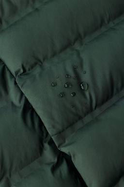 ULTRA-LIGHTWEIGHT WATER-REPELLENT HOODED JACKET - Zara фото 9