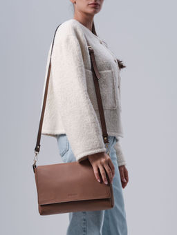 Сумка кожаная на плечо Deboro 30181 светлый орех