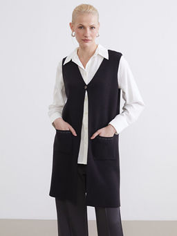 V Yaka Nak??l? Kad?n Triko Yelek