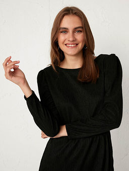 Uzun Kollu D?z Elbise