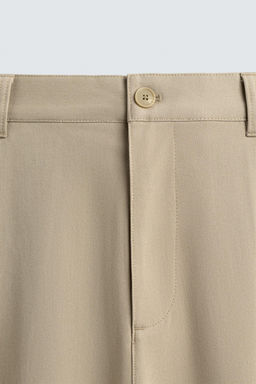 PANTAL?N STRAIGHT FIT CONFORT / Beige