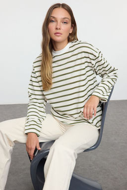 Haki Cizgili Oversize/Genis Kesim Bisiklet Yaka Ince Orme Sweatshirt TWOAW23SW00326