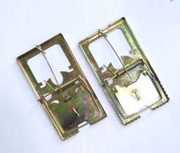 Мышеловка металлическая (цветная) уп 2 шт (120шт/кор) ар 20-008