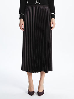 Beli Lastikli Saten Kad?n Pileli Etek