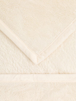 Плед плюшевый 150x200 молочный - Denastia фото 6